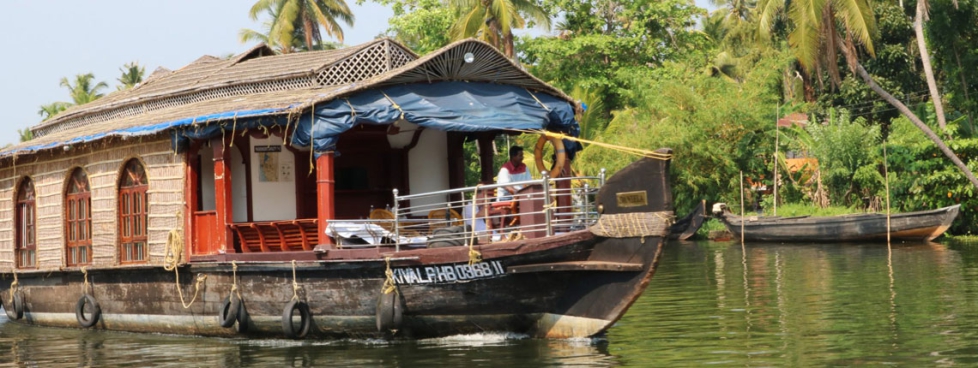 Magical Cochin-Munnar-Thekkady-Alleppey Tour