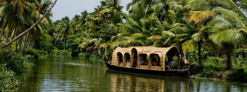Magical Cochin-Munnar-Thekkady-Alleppey-Kovalam Tour