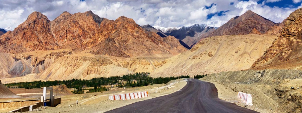 Leh Ladakh Package Via Manali